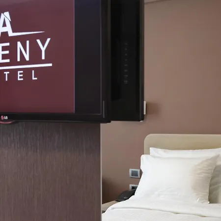 Hotel Garni Aveny 4*