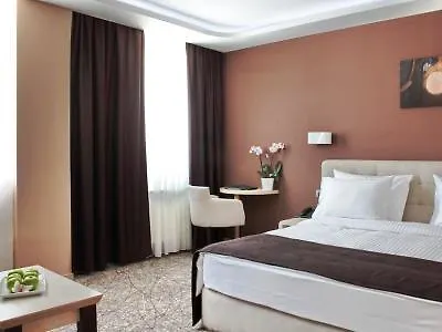 Garni Aveny Hotel