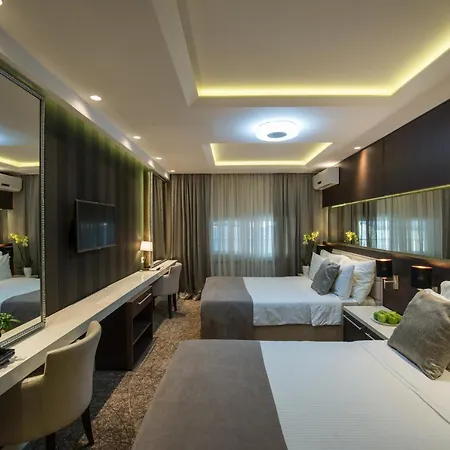 Garni Aveny Hotel 4*